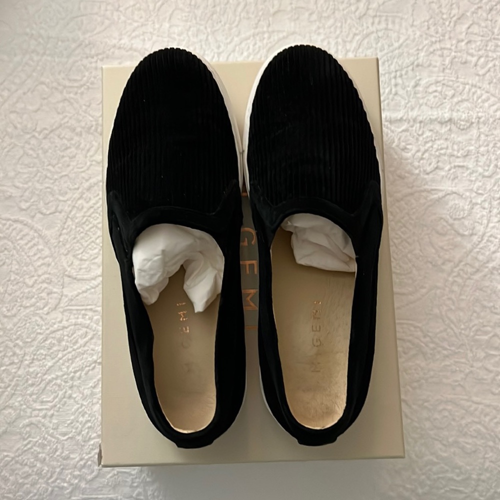Corduroy M. Gemi slides